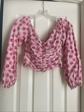 ZARA Cream and Pink Floral Ruched V-Neck Crop Top